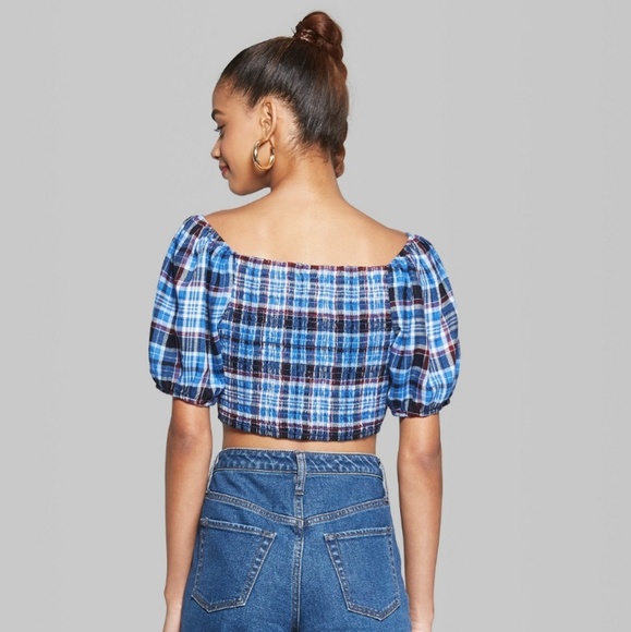 Women's Short Sleeve V-Neck Cropped Plaid Top - Picture 2 of 4
